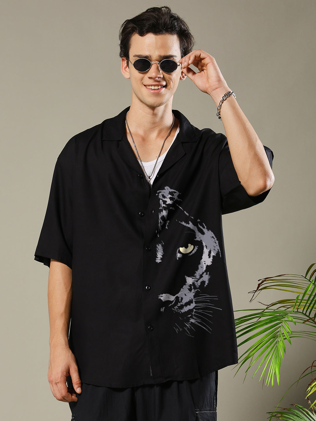 SHADOW ROAR  Mens Fluidic Oversized Shirt