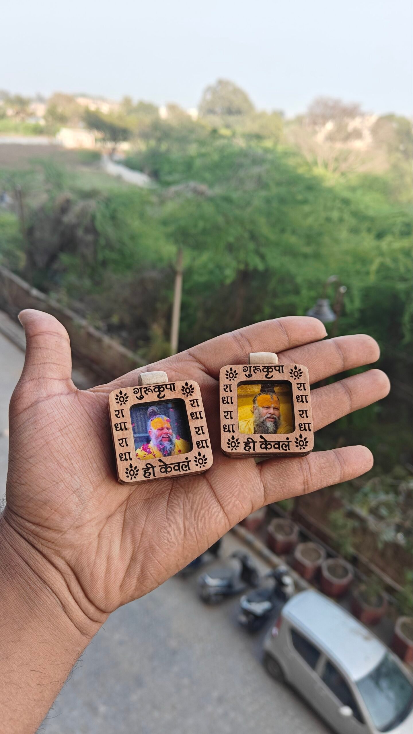 Shri Premanand Ji Maharaj kadamb locket - Image 1