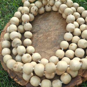 Tulsi Japmala 108+1 beads (16-17mm) - Thumbnail Image 2