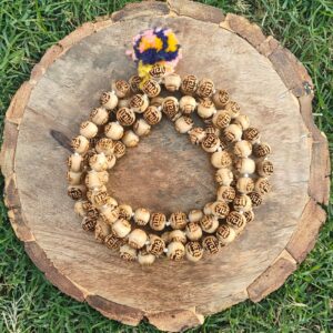 Radha naam Tulsi japmala 108+1 beads - Thumbnail Image 2