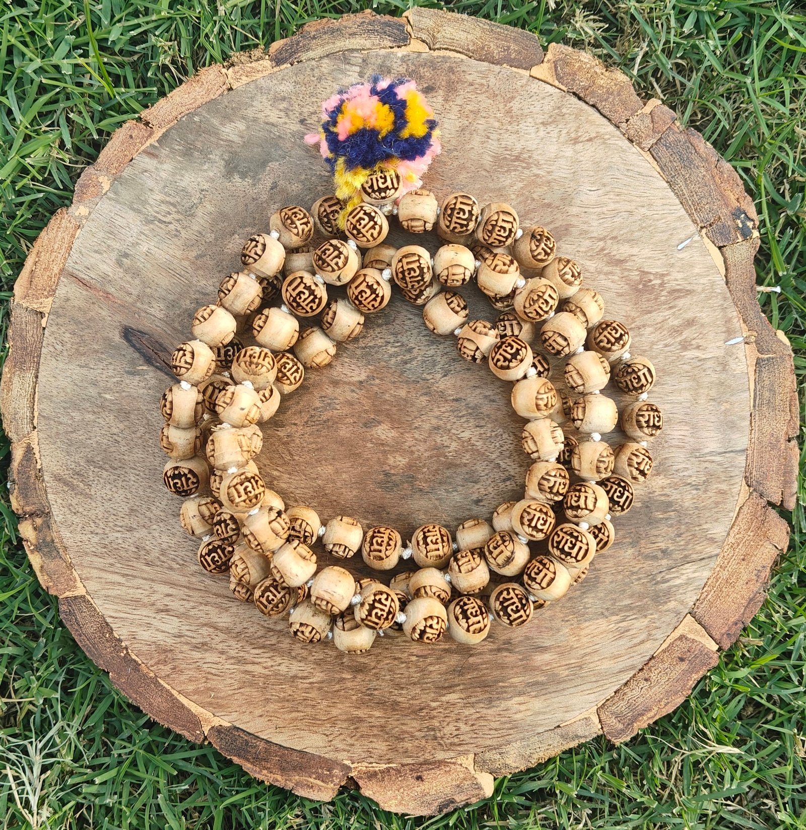 Radha naam Tulsi japmala 108+1 beads - Image 2
