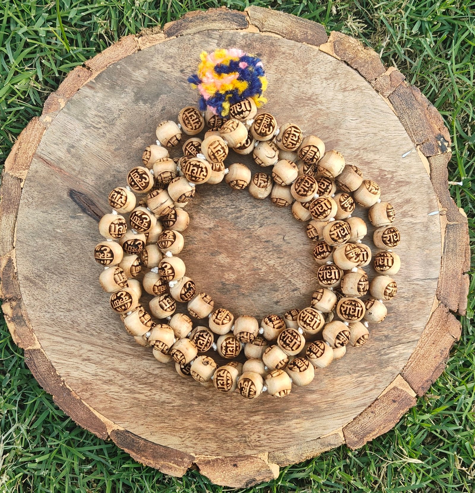 Radha Krishna Tulsi japmala 108+1 beads - Image 2